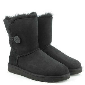 Bailey Button Uggs